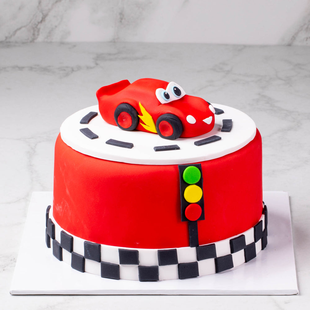 Minnie Mouse Car Cake - CakeCentral.com